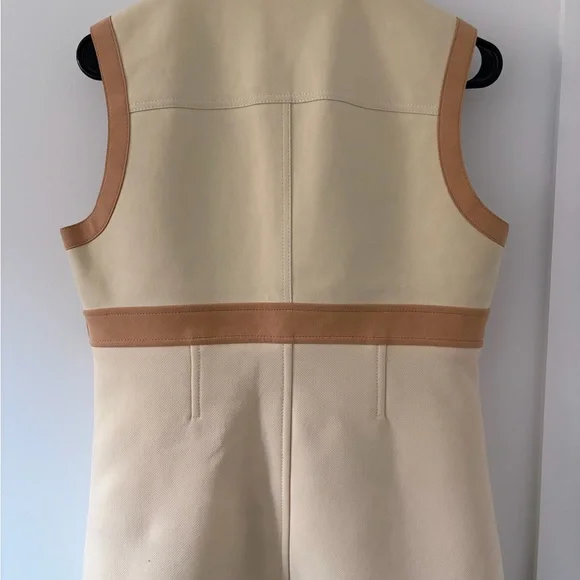 Louis Vuitton Cream and Black Zippered Top - Picture 3 of 11